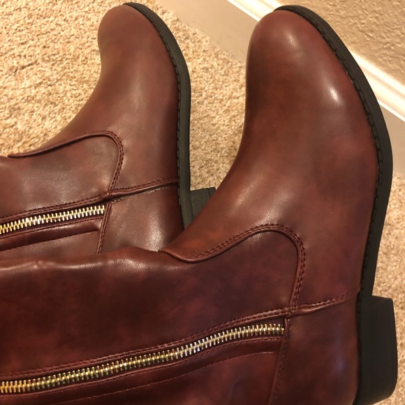 ⚠️2 RIGHT⚠️ FOOT BOOTS/ Just Fab - Picture 8 of 15